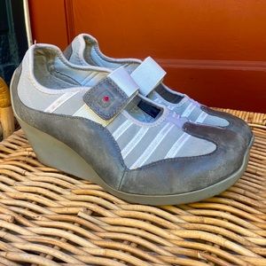 Tsubo hypo moto wedge